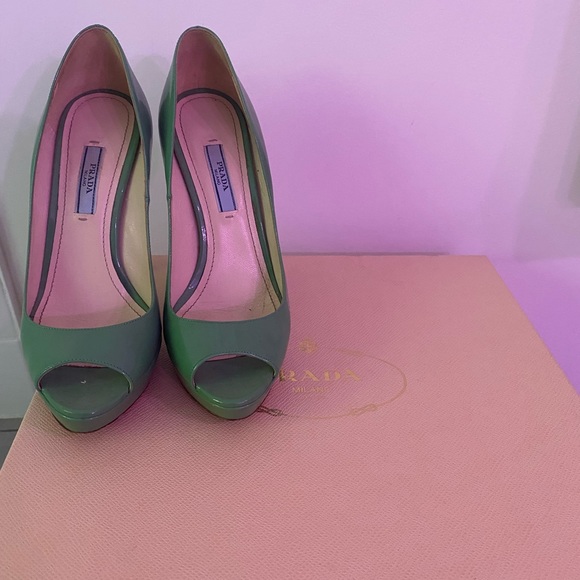 Prada peep toe Pump - Picture 5 of 6